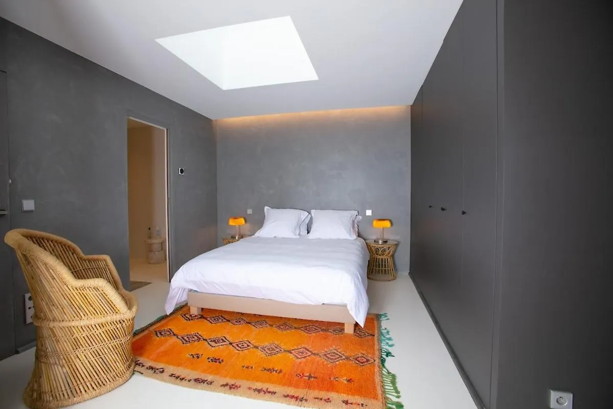 Cocon Luxe Vue Balcon Sauna Jacuzzi Piscine Villeneuve-les-Avignon France