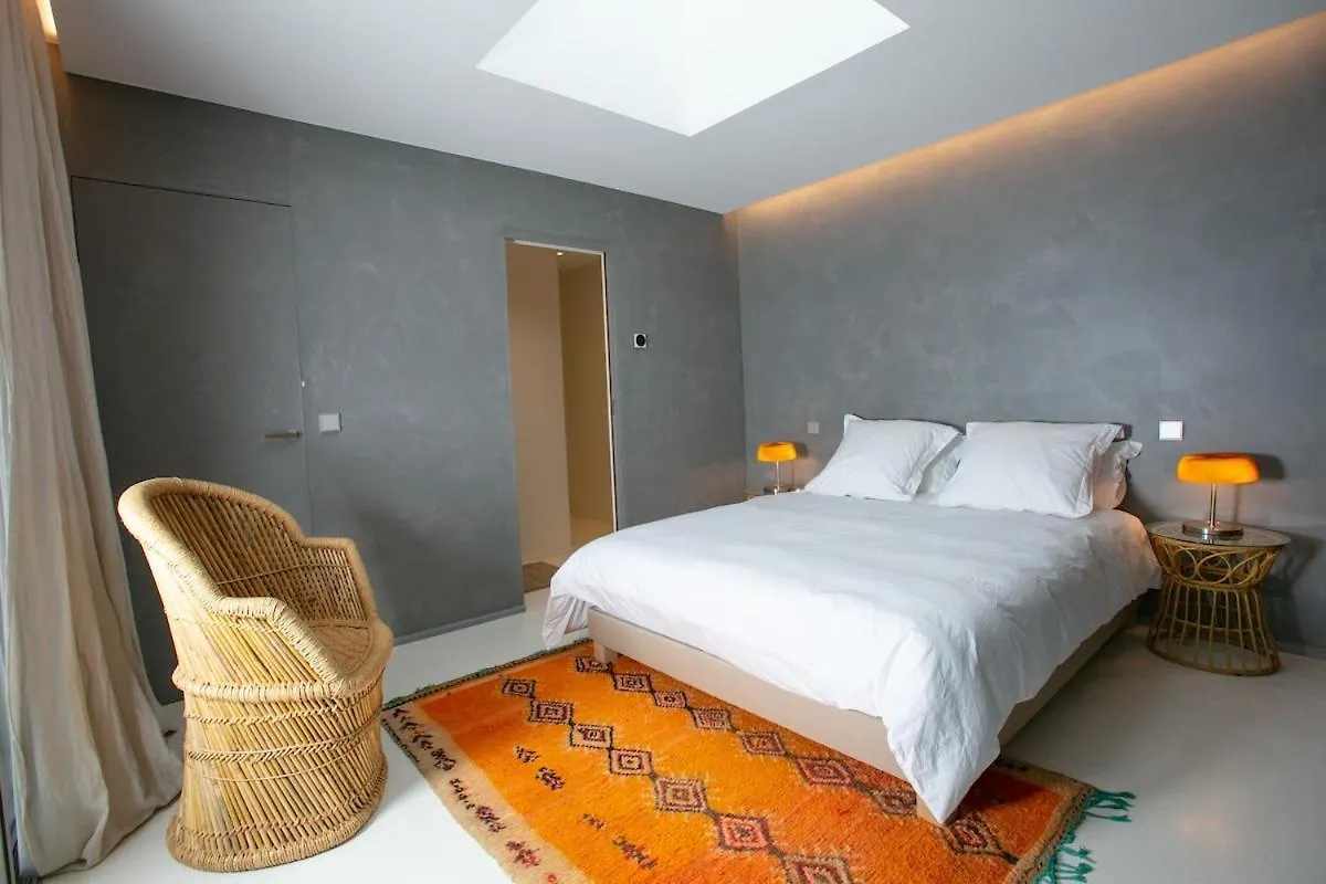 Cocon Luxe Vue Balcon Sauna Jacuzzi Piscine Villeneuve-les-Avignon