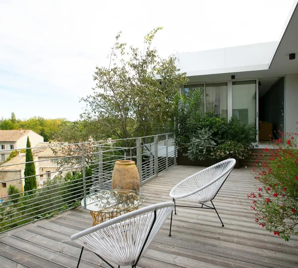 Cocon Luxe Vue Balcon Sauna Jacuzzi Piscine Villeneuve-les-Avignon
