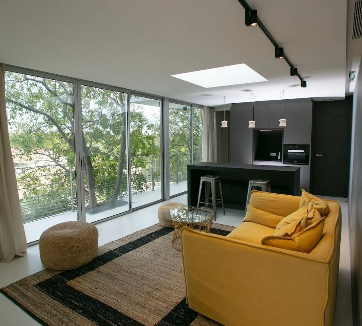 Apartment Cocon Luxe Vue Balcon Sauna Jacuzzi Piscine Villeneuve-les-Avignon