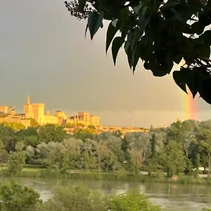Ferienhaus Charmante Petite Maison Avec Vue Panoramique, En Centre Historique, Proche D'avignon, Ancienne, Renovee, Climatisee, Terrasse, Parking Public Gratuit, Villeneuve-lès-Avignon